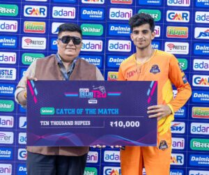 Hrithik Shokeen snatches a sensational catch for West Delhi Lions, taking home the Shikhar Catch of the Match award from West Delhi Lions' Team Owner, Mr. Rajan Chopra!
